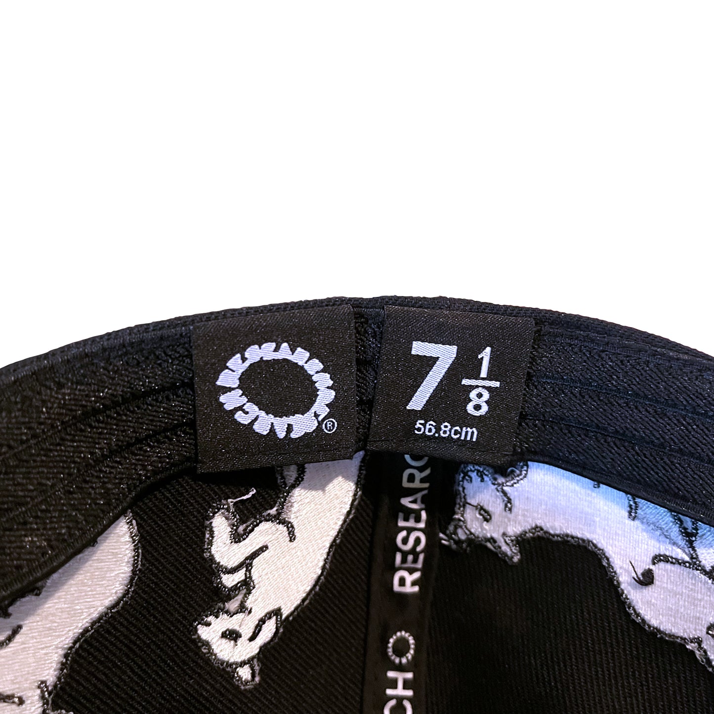 RESEARCH FITTED HAT